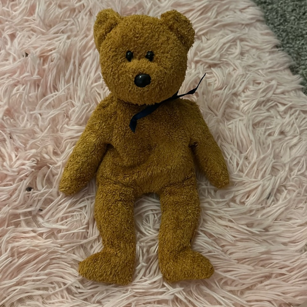 Fuzz Ty Beanie baby